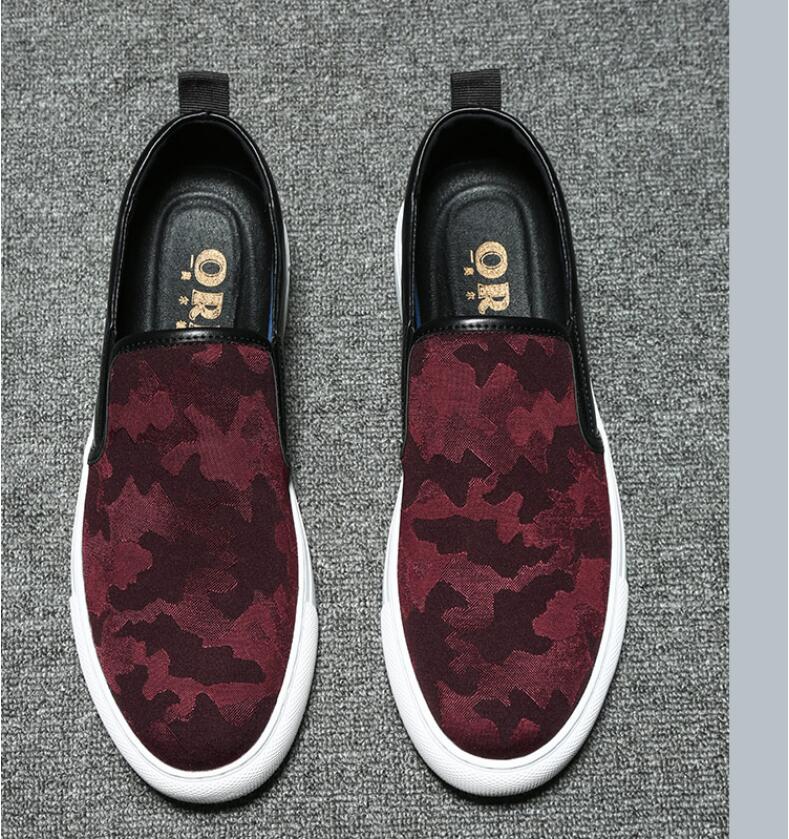 2021 New embroidery Men's Fashion Casual Shoes black/white/red Glitter Leisure Slip on Rivets Loafers Shoes Man Party Weeding Dress Shoes
2021 New embroidery Men's Fashion Casual Shoes black/white/red Glitter Leisure Slip on Rivets Loafers Shoes Man Party Weeding Dress Shoes