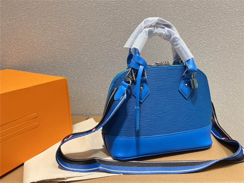 Cute Shell bag Women's Wallets Zipper Retro style designer Purse Fashion Card Holder Pocket Long Women Tote Bags with wide strap, Black
Cute Shell bag Women's Wallets Zipper Retro style designer Purse Fashion Card Holder Pocket Long Women Tote Bags with wide strap, Black