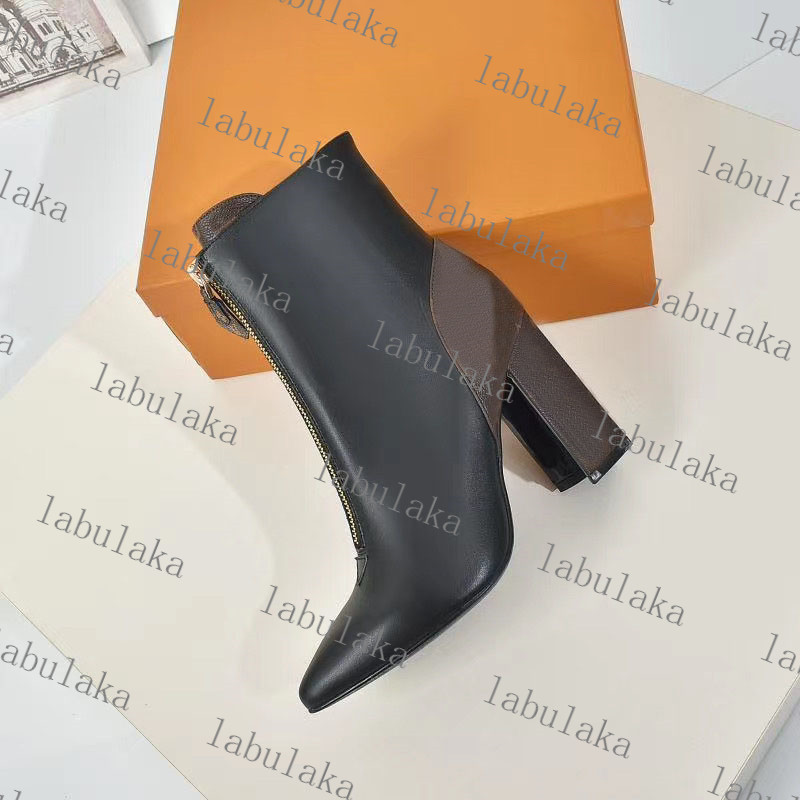 2021 New Fashion Luxury Lady Sock Booties Fashionable Comfortable Leather Woman Boots Presbyopia Martin Boots Heel height 9.5cm size 35-42
2021 New Fashion Luxury Lady Sock Booties Fashionable Comfortable Leather Woman Boots Presbyopia Martin Boots Heel height 9.5cm size 35-42