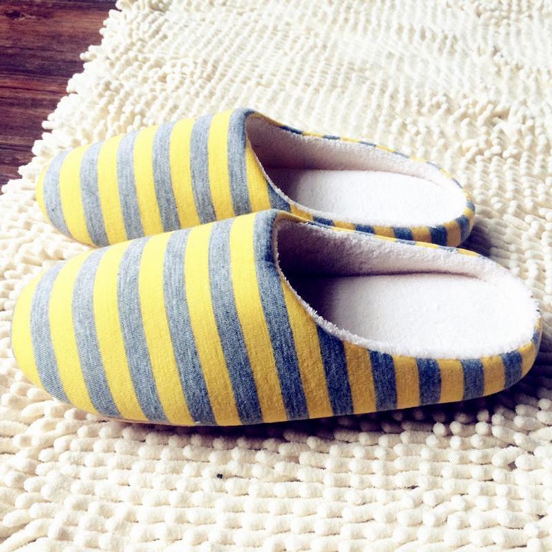 Slippers Winter Women Men Shoes Warm Soft Indoor floor Striped Cloth Bottom Universal Couple Lovers Plush Home1
Slippers Winter Women Men Shoes Warm Soft Indoor floor Striped Cloth Bottom Universal Couple Lovers Plush Home1