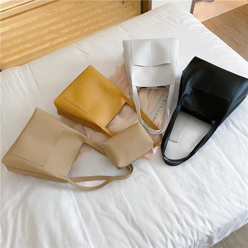 2021 Fashion Design High Capacity Bag Women Solid Shoulder Bag Underarm Composite Bags Leather Lady Casual Messenger Handbag, Black
2021 Fashion Design High Capacity Bag Women Solid Shoulder Bag Underarm Composite Bags Leather Lady Casual Messenger Handbag, Black
