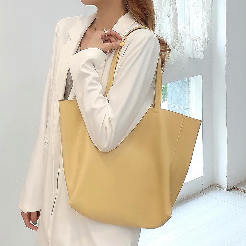 Vintage Casual Tote Bag for Women Soft PU Leather Ladies Shopping Shoulder Bags Large Capacity Girls Student Book Purse Handbags, Yellow
Vintage Casual Tote Bag for Women Soft PU Leather Ladies Shopping Shoulder Bags Large Capacity Girls Student Book Purse Handbags, Yellow