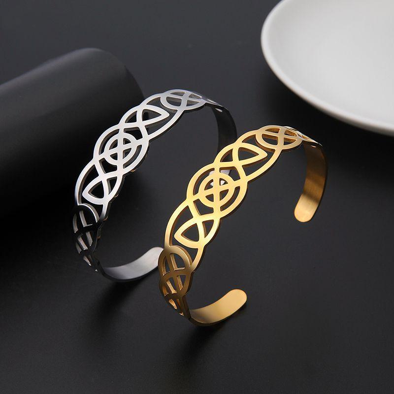 Hollow Wide Cuff Bracelets & Bangles for Women Men Retro New Stainless Steel Open Big Male Female Fashion Jewelry 2020 Hot Sale
Hollow Wide Cuff Bracelets & Bangles for Women Men Retro New Stainless Steel Open Big Male Female Fashion Jewelry 2020 Hot Sale