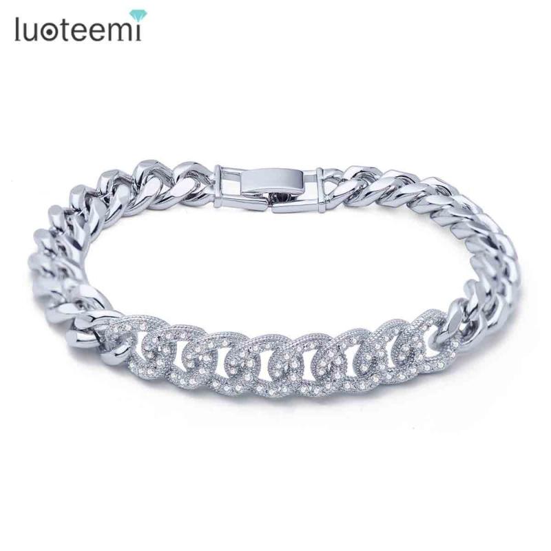 LUOTEEMI New Charming Bracelet Micro Paved Shining Tiny Zircon Loops Connect Copper Bangle for Women Jewelry Christmas Gift
LUOTEEMI New Charming Bracelet Micro Paved Shining Tiny Zircon Loops Connect Copper Bangle for Women Jewelry Christmas Gift