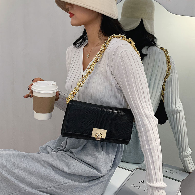 HBP Purse Handbag Wallet Crossbody bag Thick chain designers personality fashion Women Bags quality handbags Underarm bag Charm
HBP Purse Handbag Wallet Crossbody bag Thick chain designers personality fashion Women Bags quality handbags Underarm bag Charm