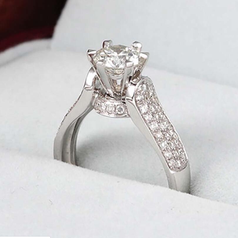 1.1CT New Arrival Sparkg Jewelry Round Cut White Topaz CZ Dia Gemstones Party Promise Women Wedding Engagement Band Ring Gift