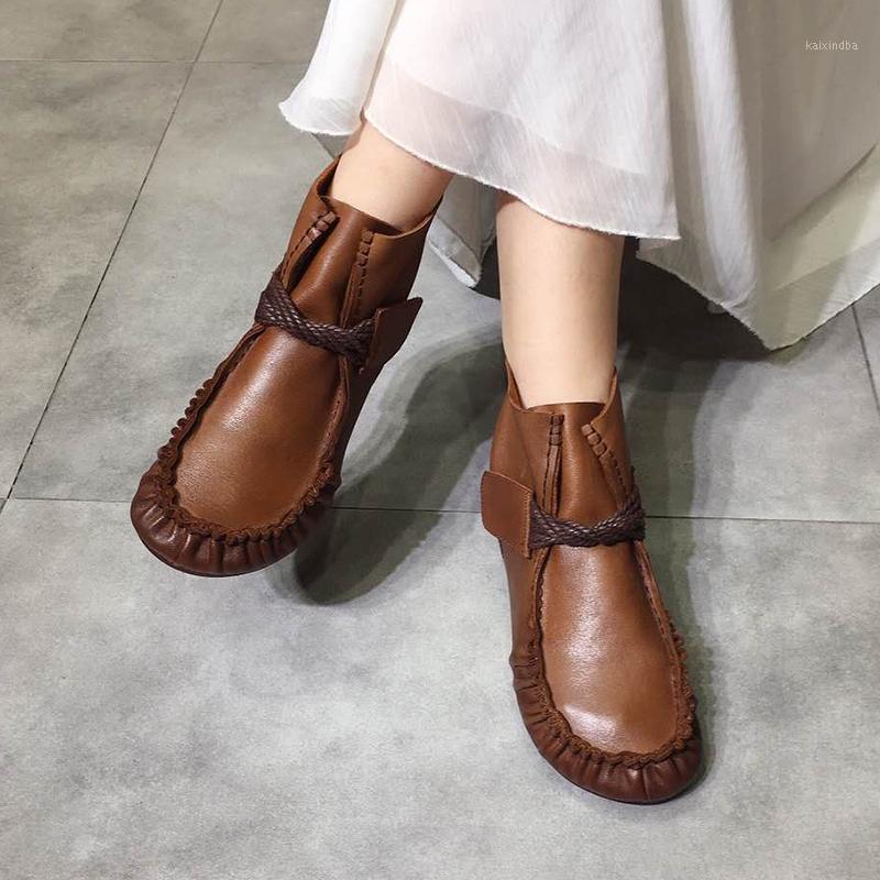 Handmade women's boots hook and loop leather short boots flat shoes casual women's shoes 2021 autumn and winter1, Black
Handmade women's boots hook and loop leather short boots flat shoes casual women's shoes 2021 autumn and winter1, Black