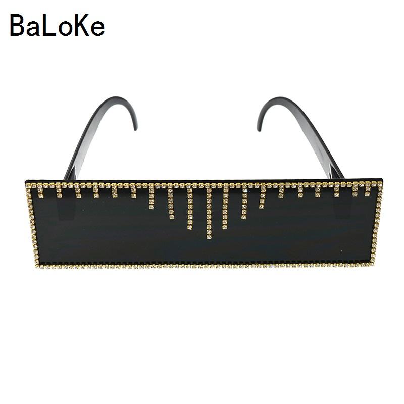 Baroque Women Crystals Square Sunglasses Classic Brand Designer Classical Shades Sunglasses Coating Mirror Flat Panel Lens
Baroque Women Crystals Square Sunglasses Classic Brand Designer Classical Shades Sunglasses Coating Mirror Flat Panel Lens