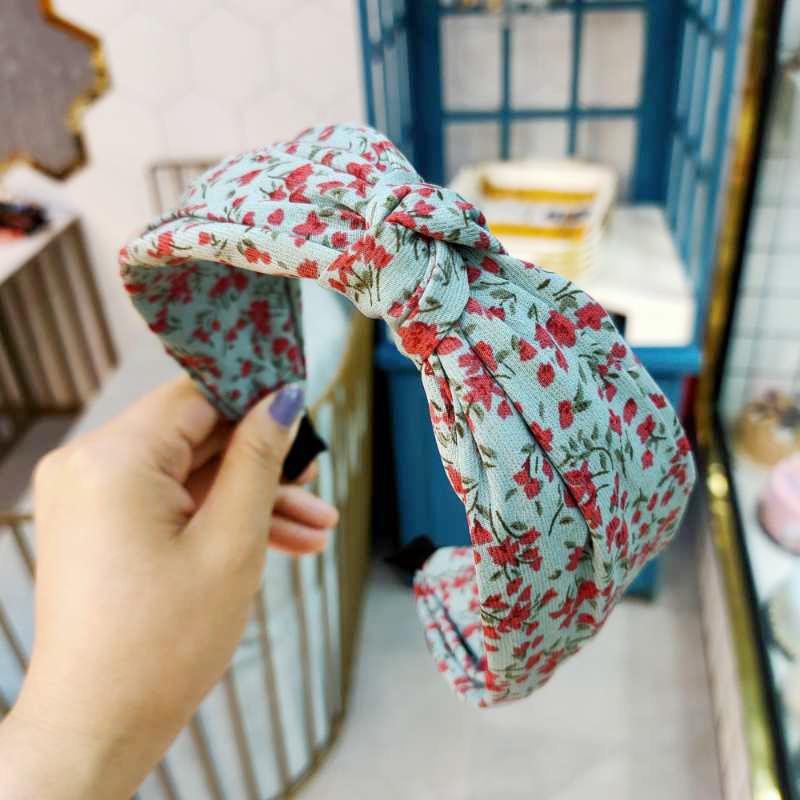 New Top Knot Hairband for Women Girls Hair Head Hoops Bands Hair Accessories Fabric Floral Print Headband Headdress
New Top Knot Hairband for Women Girls Hair Head Hoops Bands Hair Accessories Fabric Floral Print Headband Headdress