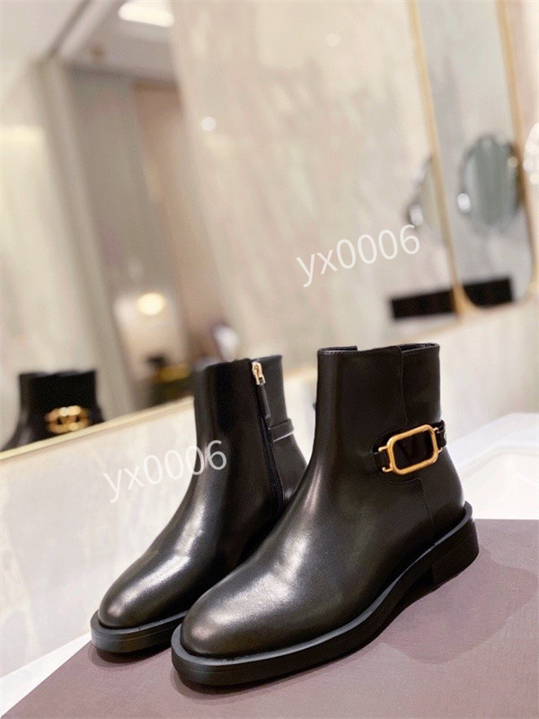 2022 men women Martin boots Winter Shoes 35-42 Ankle Half Black white Bordeaux Wine red Green Pumpkin Orange mens fashion platform yh211103, 01
2022 men women Martin boots Winter Shoes 35-42 Ankle Half Black white Bordeaux Wine red Green Pumpkin Orange mens fashion platform yh211103, 01
