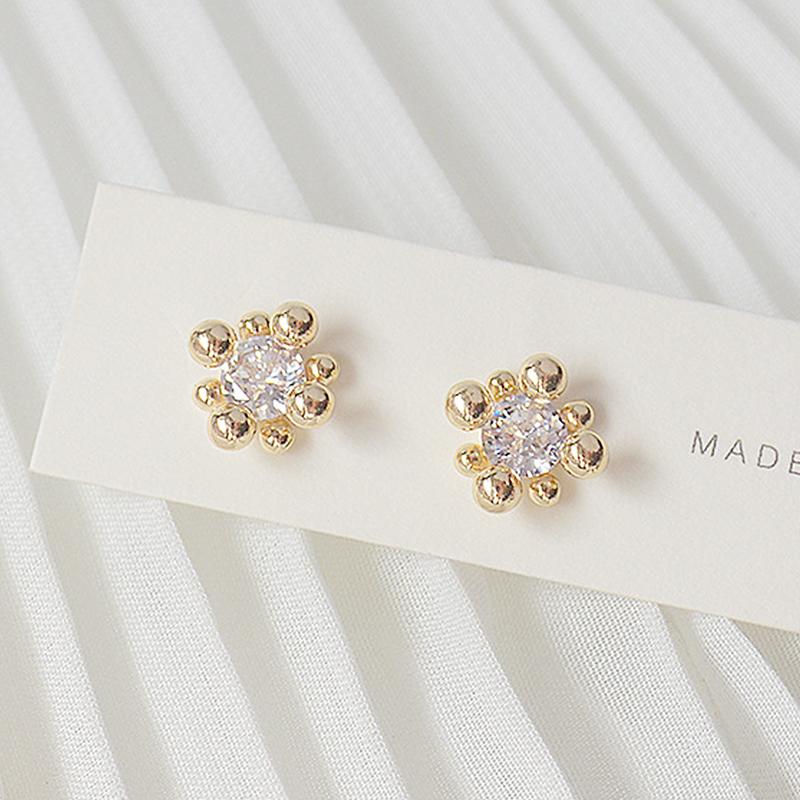 Stud Arrives Simple Tiny 14K Real Gold Women Earrings Geometry Transparent Zircon Earring Daily Bijoux Pendant Jewelry
Stud Arrives Simple Tiny 14K Real Gold Women Earrings Geometry Transparent Zircon Earring Daily Bijoux Pendant Jewelry