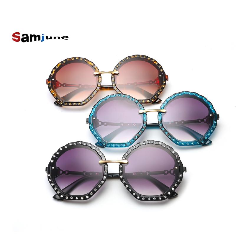 2020 Women Gradient Pearl Diamond Round Sunglasses New Fashion Metal Frame Sun Glasses Female UV400
2020 Women Gradient Pearl Diamond Round Sunglasses New Fashion Metal Frame Sun Glasses Female UV400