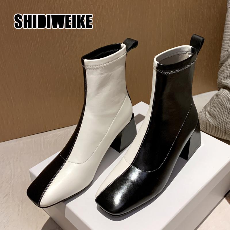 Elegant Women Ankle Boots pu Suede Splicing High Heels Boots Square Toe Chunky Heels Lady Autumn Winter, Black fur
Elegant Women Ankle Boots pu Suede Splicing High Heels Boots Square Toe Chunky Heels Lady Autumn Winter, Black fur