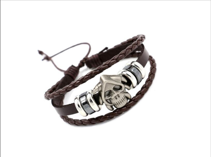 Bangle Multilayer Leather Bracelet Punk Rock Cross Braided Bucked Bracelets Wood Bead Bangles For Men Women Jewelry Christmas Gift
Bangle Multilayer Leather Bracelet Punk Rock Cross Braided Bucked Bracelets Wood Bead Bangles For Men Women Jewelry Christmas Gift