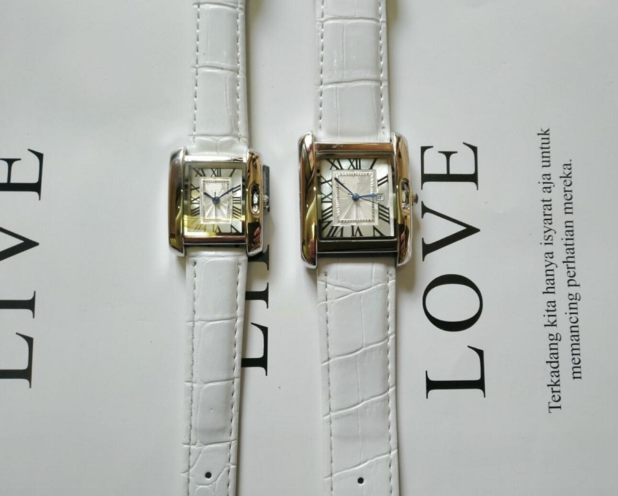 TOP Fashion Luxury Man Women black leather Watch nice designer Square Lady Watch High Quality Quartz Clock Women Men, As pic
TOP Fashion Luxury Man Women black leather Watch nice designer Square Lady Watch High Quality Quartz Clock Women Men, As pic