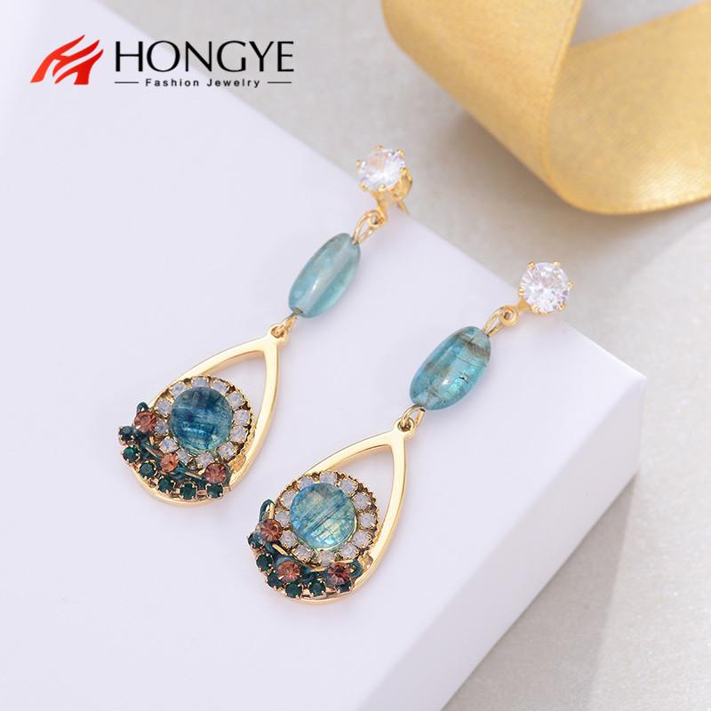HONGYE Vintage Luxury Gold Color Drop Earrings Shiny Green Crystal Dangle Earring For Women Fashion Jewelry Wedding Gift 2020
HONGYE Vintage Luxury Gold Color Drop Earrings Shiny Green Crystal Dangle Earring For Women Fashion Jewelry Wedding Gift 2020