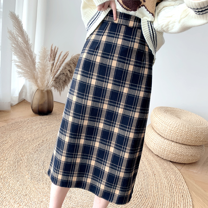 Mozuleva new 2020 Warm chess fine autumn winter knee time women' skirts high waist, Ga color
Mozuleva new 2020 Warm chess fine autumn winter knee time women' skirts high waist, Ga color