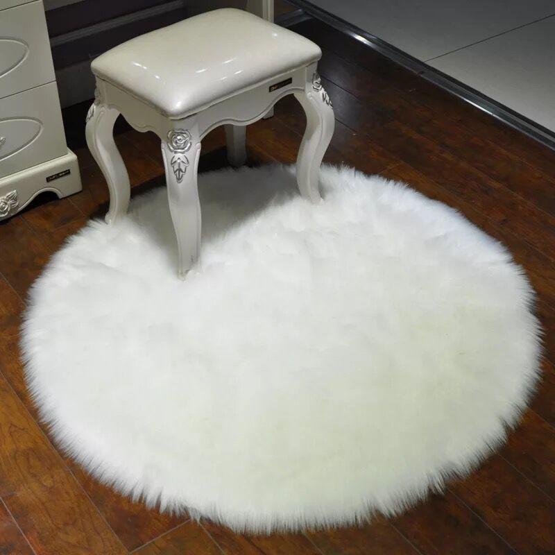 MUZZI 2020Soft Wool Living Room Coffee Table Cushion Sofa Carpet Plush Carpet Bedroom Covered Mattress White Floating Window Mat, Square 20x40cm
MUZZI 2020Soft Wool Living Room Coffee Table Cushion Sofa Carpet Plush Carpet Bedroom Covered Mattress White Floating Window Mat, Square 20x40cm