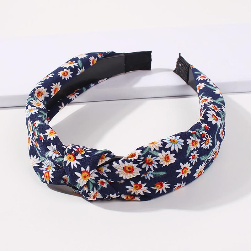 New Flower Knotted Headbands for Women Daisy Chrysanthemum Cross Hairbands Head Hoop Elegant Tiara Turban Head Band Headwear
New Flower Knotted Headbands for Women Daisy Chrysanthemum Cross Hairbands Head Hoop Elegant Tiara Turban Head Band Headwear