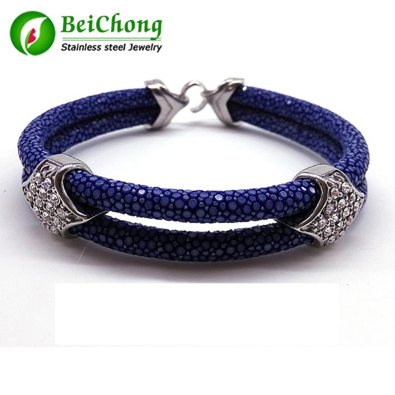 10 pieces/lot) Black Stingray Bracelet With Top Quality 316L Stainless Steel Buckle Gtingray Leather Bracelet For Men
10 pieces/lot) Black Stingray Bracelet With Top Quality 316L Stainless Steel Buckle Gtingray Leather Bracelet For Men