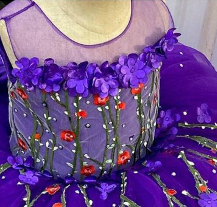 Sheer Neck Beaded 2021 Flower Girl Dresses Hand Made Flowers Little Girl Wedding Dresses Cheap Communion Pageant Dresses Gowns ZJ635