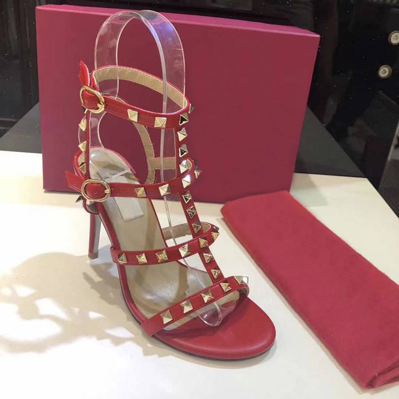 Siddons 2021 hot Arrival Women Flats Sandals Rivets Studs Ladies Summer Punk Shoes Buckle Strap Spikes Female Gladiator Sandals wth box
Siddons 2021 hot Arrival Women Flats Sandals Rivets Studs Ladies Summer Punk Shoes Buckle Strap Spikes Female Gladiator Sandals wth box