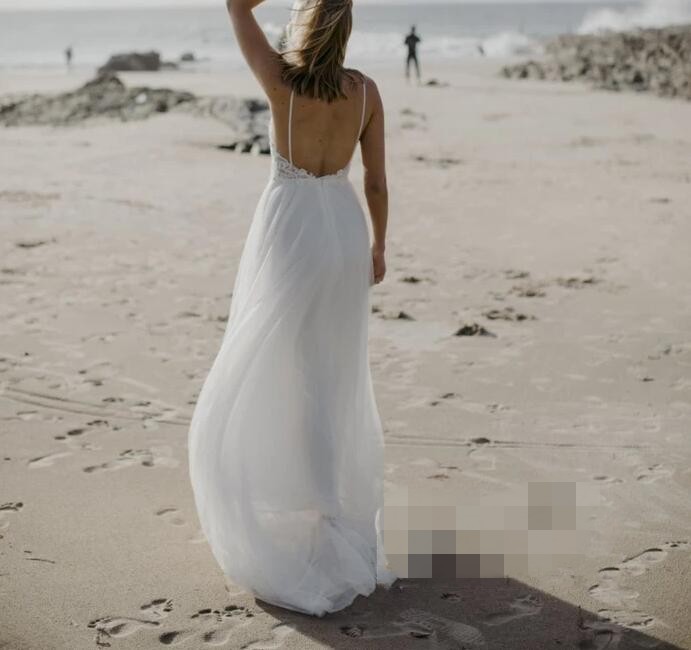 Bohemian Hippie Wedding Dresses 2021 with A-line Spaghetti Straps Backless Plus Size Toddler Beach Bridal Gowns Lace Top Sexy