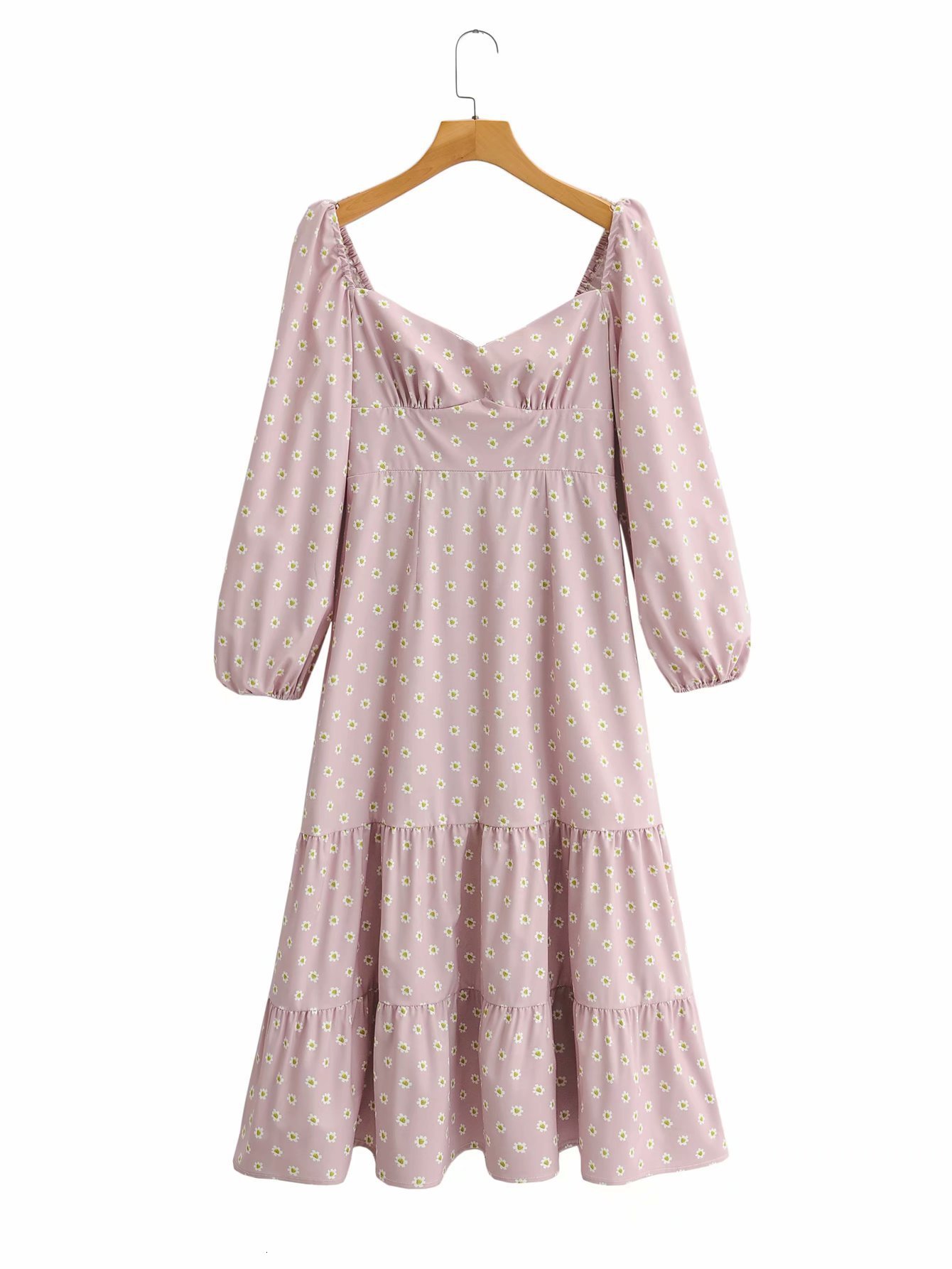 2021 New 1090 Autumn European and American Women' Ruffle Printing Long Sleeve Factory Direct Wholesale Qquw, See chart
2021 New 1090 Autumn European and American Women' Ruffle Printing Long Sleeve Factory Direct Wholesale Qquw, See chart