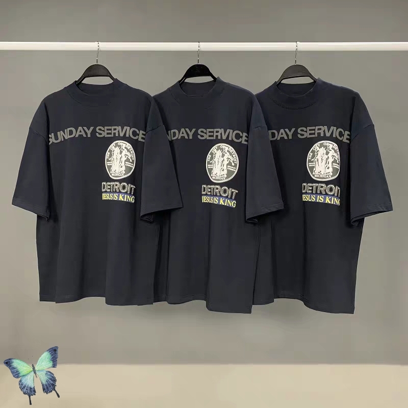 2021 New Kanye West Jesus Is King Foam Printing t Shirt Men Women High Quality Cotton T-shirt Oversized Casual T-shirts Cn06, K06-bai
2021 New Kanye West Jesus Is King Foam Printing t Shirt Men Women High Quality Cotton T-shirt Oversized Casual T-shirts Cn06, K06-bai