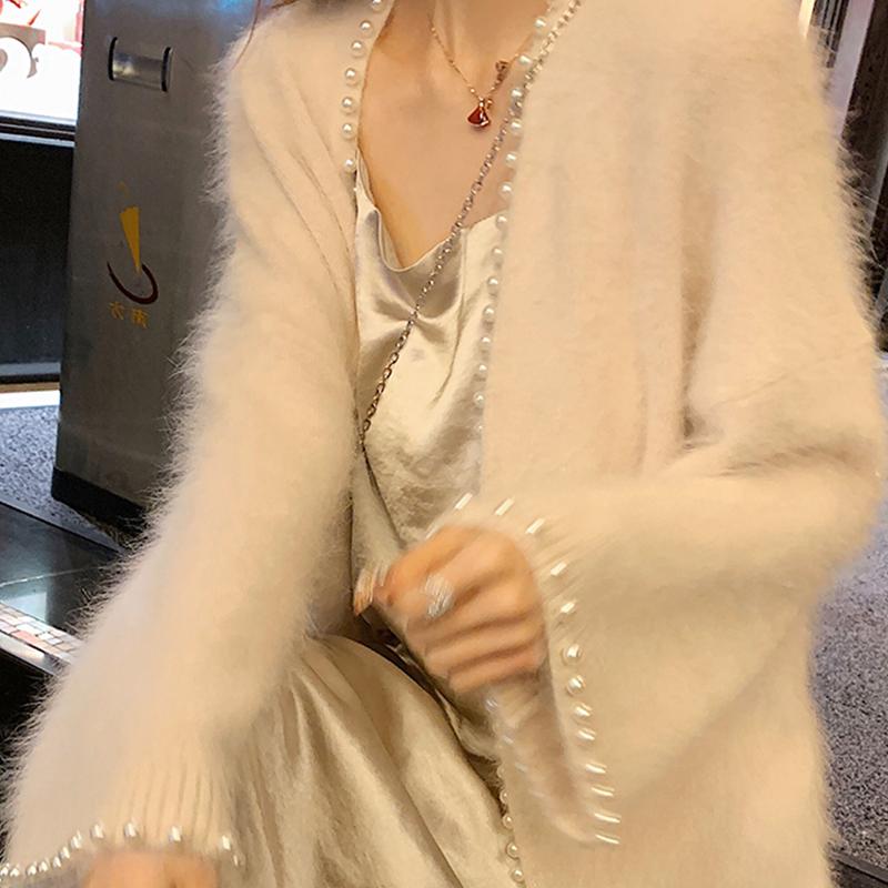 Women Mohair Knitted Cardigan Spring Autumn Loose Lazy Autumn Beaded Sweater Coat Cashmere Pearls Jacket Crop Tops Mujer Sueter, Beige
Women Mohair Knitted Cardigan Spring Autumn Loose Lazy Autumn Beaded Sweater Coat Cashmere Pearls Jacket Crop Tops Mujer Sueter, Beige