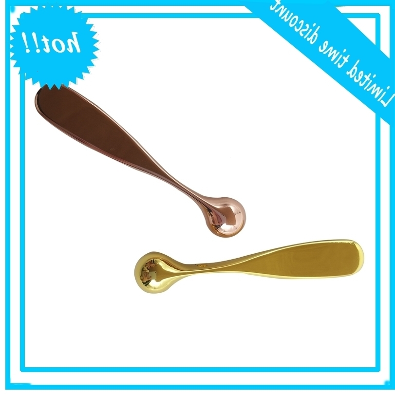 New facial twist stick, acupoint massage tool, skin care product introduction instrument, eye cream partner
New facial twist stick, acupoint massage tool, skin care product introduction instrument, eye cream partner