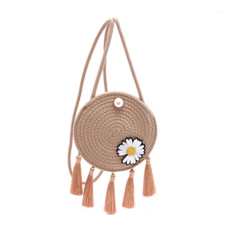 2020 Woman Fashion Tassel Straw Bag Handwoven Round Elegant Daisy Chrysanthemum Straw Shoulder Bag with Tassels Summer Beach1
2020 Woman Fashion Tassel Straw Bag Handwoven Round Elegant Daisy Chrysanthemum Straw Shoulder Bag with Tassels Summer Beach1