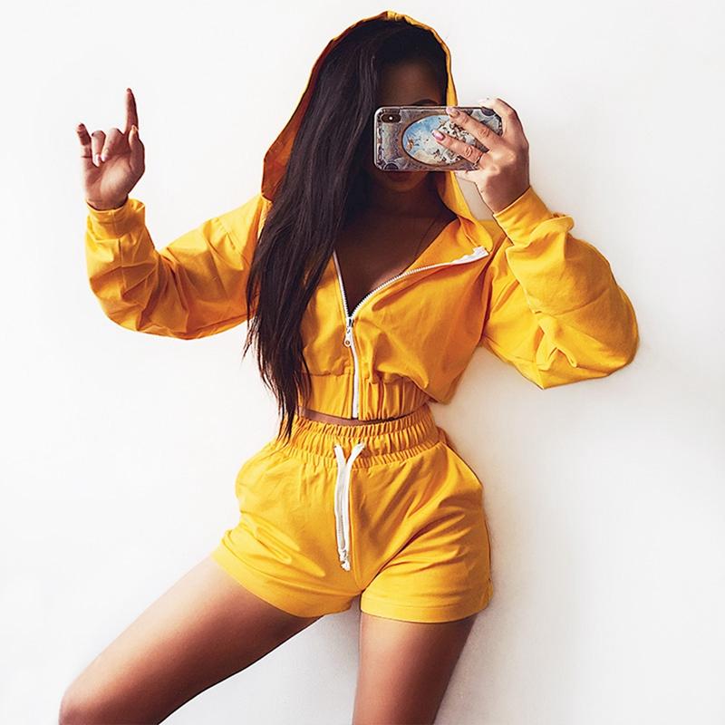 Women Jogging Tracksuit Cropped Top High-Waist Shorts Long Sleeve Zipper Elastic Lace-Up Pants Jogging Gym Sets 2020, Pink
Women Jogging Tracksuit Cropped Top High-Waist Shorts Long Sleeve Zipper Elastic Lace-Up Pants Jogging Gym Sets 2020, Pink
