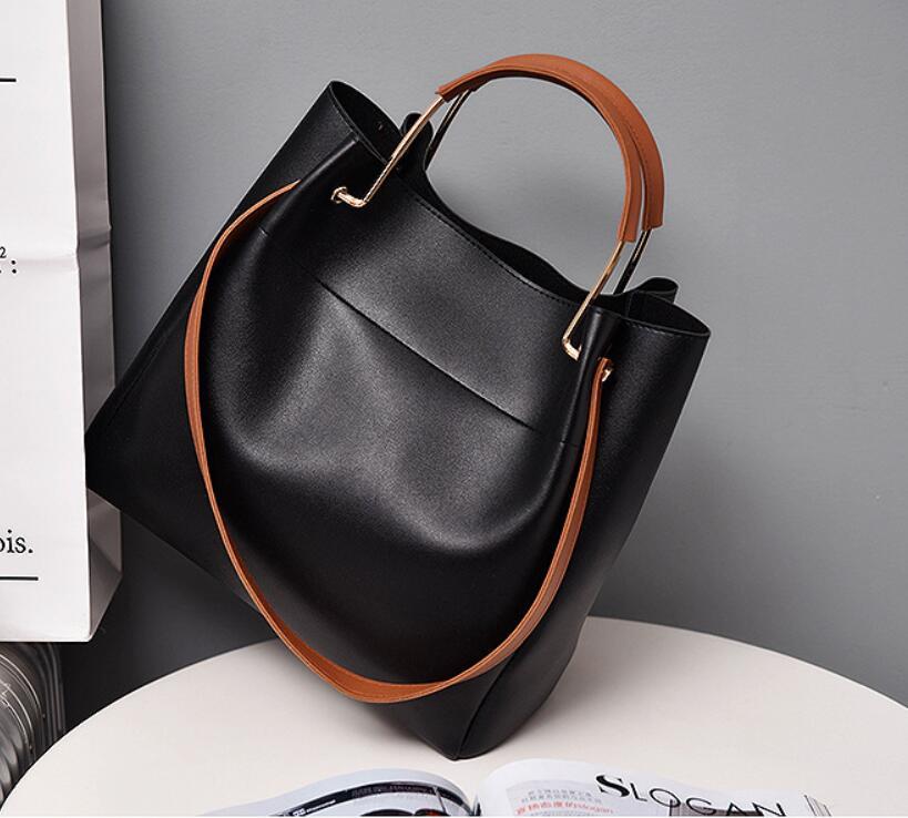 New European and American simple tote women's bag single-shoulder messenger oil leather big bag, Black
New European and American simple tote women's bag single-shoulder messenger oil leather big bag, Black