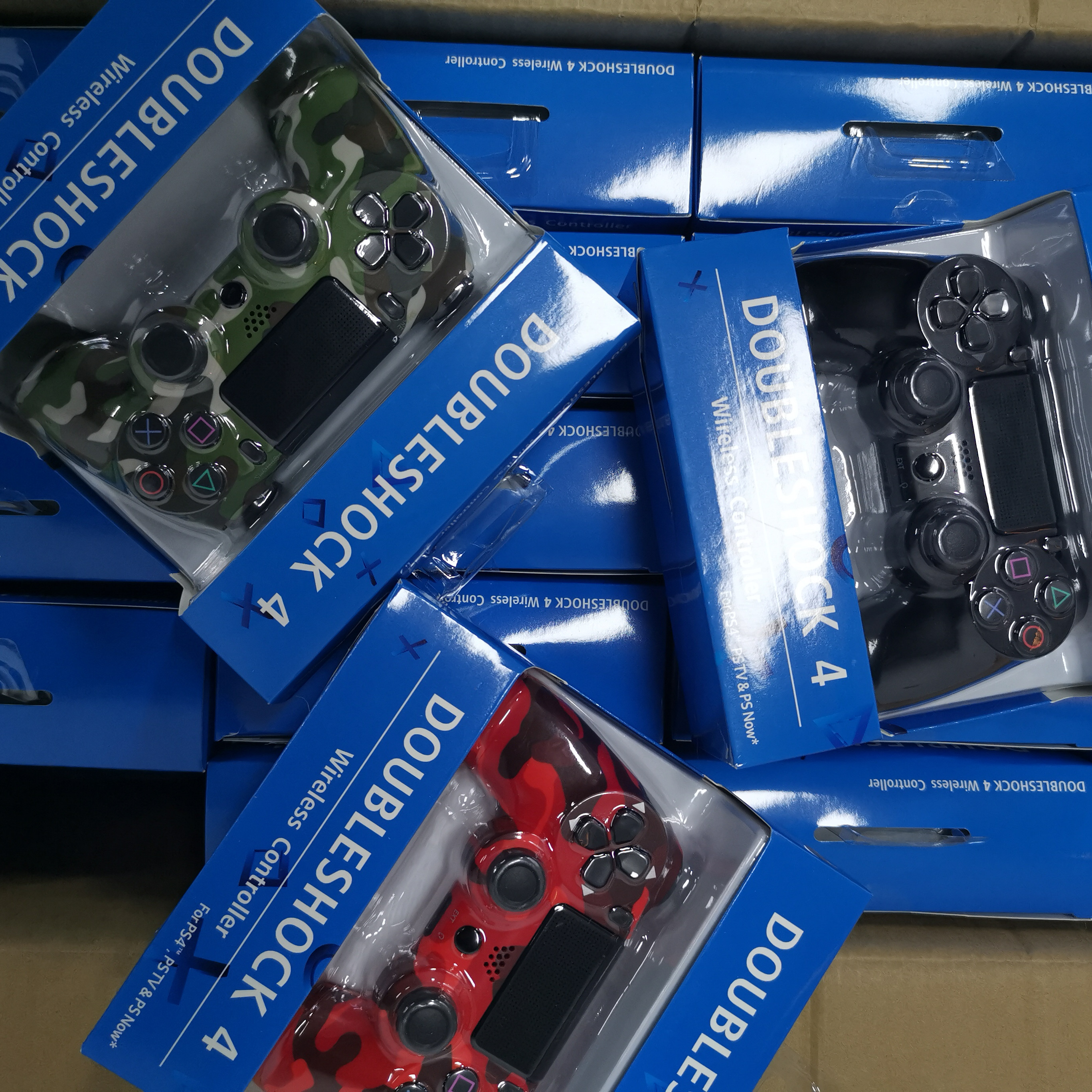 Wireless Bluetooth Controller for PS4 Vibration Joystick Gamepad Game Controller for Play Station With Retail Box 23 Colors DHL Free
Wireless Bluetooth Controller for PS4 Vibration Joystick Gamepad Game Controller for Play Station With Retail Box 23 Colors DHL Free