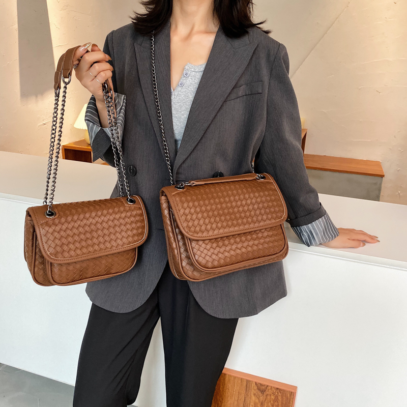 2021 hot high quality weave leather pattern from women tote fashionable female bags soft purse luxury ladies crossbody bag, Small rice white
2021 hot high quality weave leather pattern from women tote fashionable female bags soft purse luxury ladies crossbody bag, Small rice white