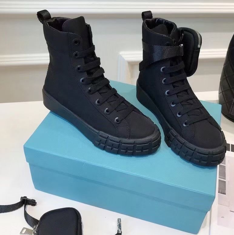 Men Wheel Black Sneakers Designer Canvas With Lace-up Bag High-top 260 Shoes Combat Re-Nylon White Boots Women Platform Casual Vxbch, Woman us4=uk2.5=eu35
Men Wheel Black Sneakers Designer Canvas With Lace-up Bag High-top 260 Shoes Combat Re-Nylon White Boots Women Platform Casual Vxbch, Woman us4=uk2.5=eu35
