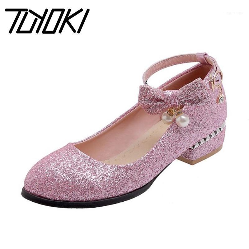 Tuyoki Spring Women Pumps Shoes Fashion Metal Buckle Square Heels Shoes Women Sweet Style Bowknot Pearls Footwear Size 32-431, Gold
Tuyoki Spring Women Pumps Shoes Fashion Metal Buckle Square Heels Shoes Women Sweet Style Bowknot Pearls Footwear Size 32-431, Gold