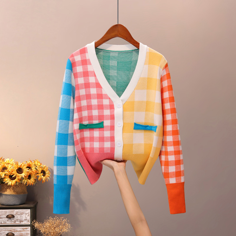 2021 New Women's Color Plaid Cardigan Autumn V-neck Long Sleeve Knitwear Ladies Loose Colorblock Buttons Knit Sweater Jacket Y433 74x1
2021 New Women's Color Plaid Cardigan Autumn V-neck Long Sleeve Knitwear Ladies Loose Colorblock Buttons Knit Sweater Jacket Y433 74x1