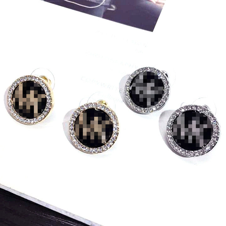 Fashion Round Crystal Rhinestone Earrings Letters Ear Studs Charm 925 Silver Ear Stud Ladies Designer Jewelry Gifts, Golden;silver
Fashion Round Crystal Rhinestone Earrings Letters Ear Studs Charm 925 Silver Ear Stud Ladies Designer Jewelry Gifts, Golden;silver
