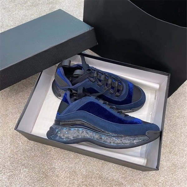 2021 Hot Selling triple s designer shoes for women platform sneakers black white Bred trainers fashion sports sneakers outdoor casual shoes
2021 Hot Selling triple s designer shoes for women platform sneakers black white Bred trainers fashion sports sneakers outdoor casual shoes