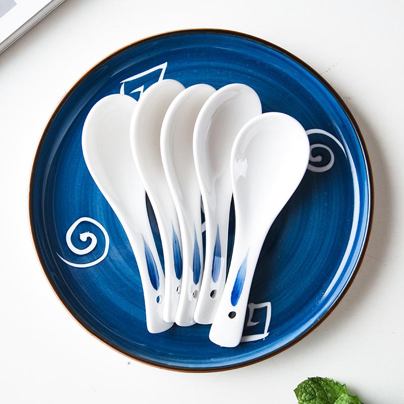 5PCS/SET Creative Hand Drawn Japanese Ceramic Soup Spoons Environmental Protection Healthy Porcelain Household Tableware Spoons
5PCS/SET Creative Hand Drawn Japanese Ceramic Soup Spoons Environmental Protection Healthy Porcelain Household Tableware Spoons