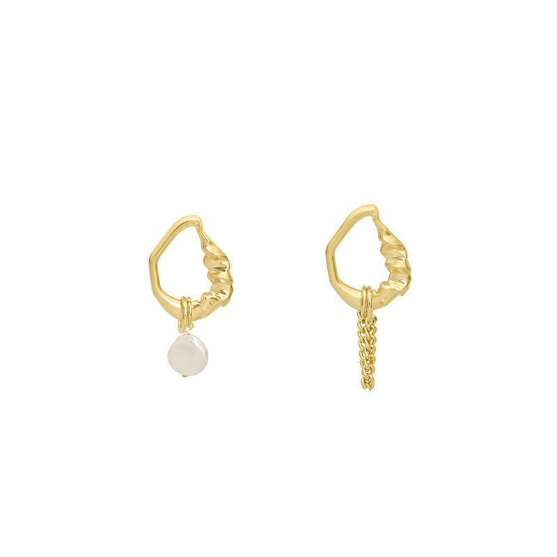 designer earrings luxury jewelry women Pearl Earrings Female Asymmetric Carved Embossed Antique Metal Fashion Earrings for women
designer earrings luxury jewelry women Pearl Earrings Female Asymmetric Carved Embossed Antique Metal Fashion Earrings for women