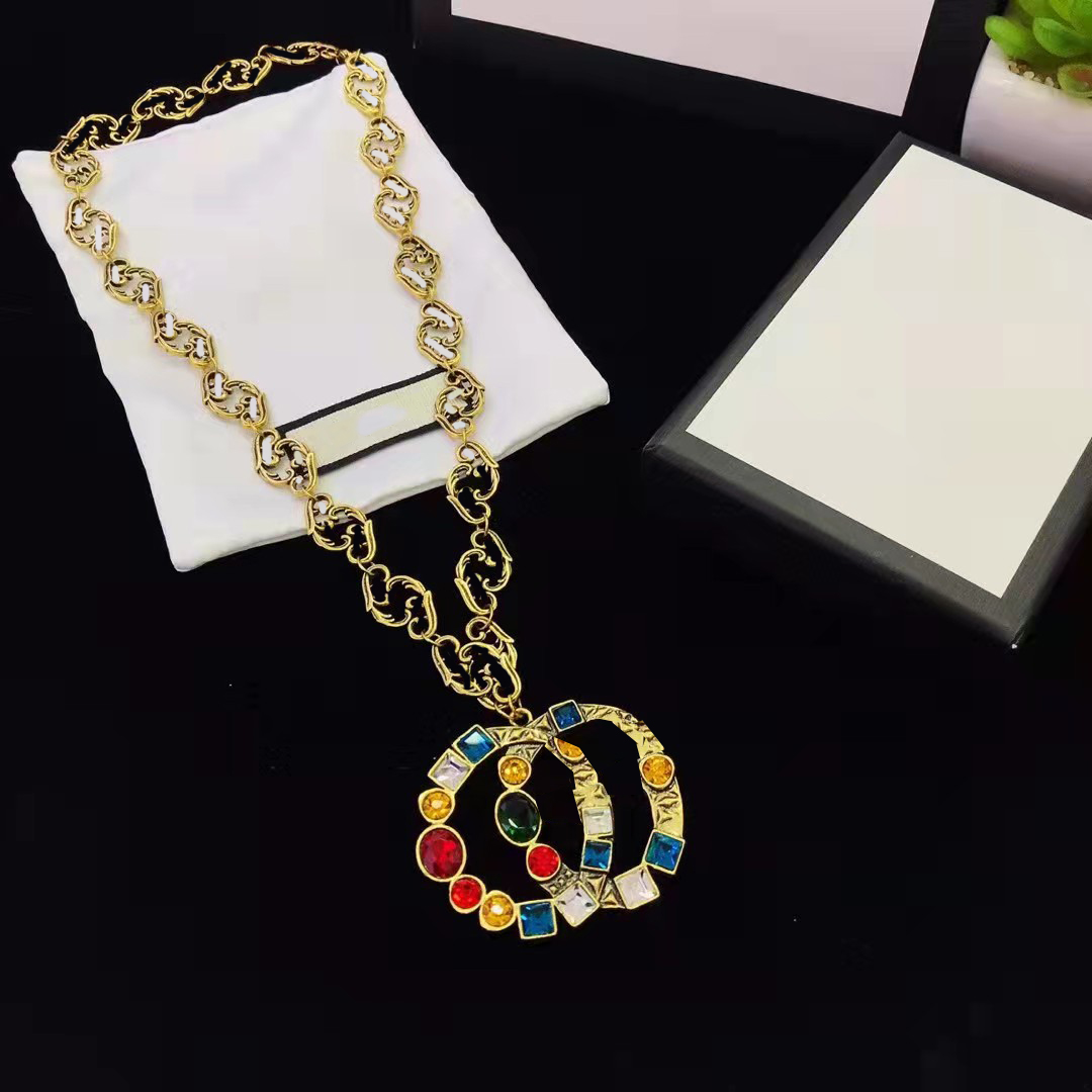 Fashion Pendant Necklaces Man Women Lady Party Fit Neck Decorations Unisex Link Chain Necklace Chams Letters
Fashion Pendant Necklaces Man Women Lady Party Fit Neck Decorations Unisex Link Chain Necklace Chams Letters