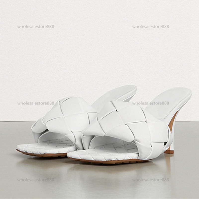 2021 high quality! 2020052605y iovry/black/beige quilted lamb skin 6.5cm slides heels sandals, Black;red
2021 high quality! 2020052605y iovry/black/beige quilted lamb skin 6.5cm slides heels sandals, Black;red