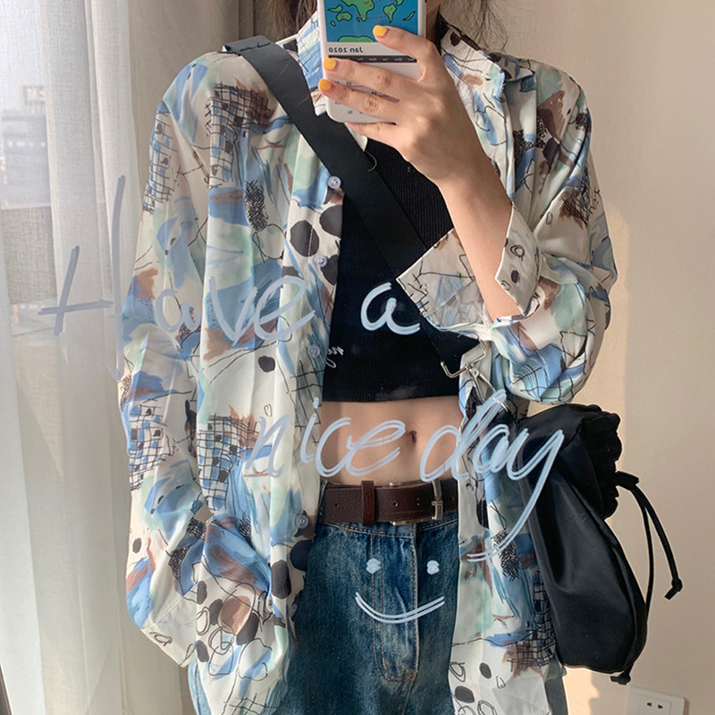 2021 New Korean style chiffon shirt vintageprint long-sleeve female turn down collar loose solar protection thin shirts (f3903) G4T6, Blue
2021 New Korean style chiffon shirt vintageprint long-sleeve female turn down collar loose solar protection thin shirts (f3903) G4T6, Blue