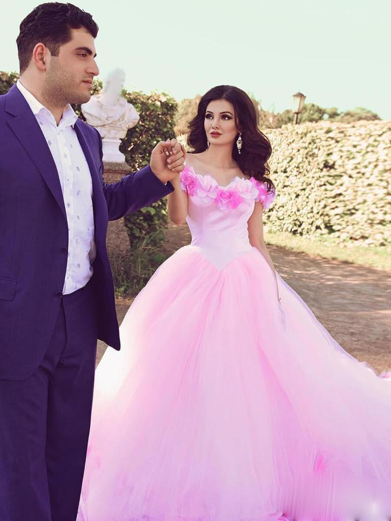 Pink 3D Flowers Princess Quinceanera Dresses Corset Tulle Sweet 16 Dresses Long Train Vestido De Debutante Off The Shoulder 15 Years Girls Brithday Pr