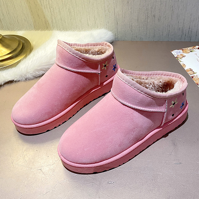 Beautiful pink female Top embroidered flat ankle warm winter teddy snow women boots casual lady platform shoes, S.124y;gray§124;
Beautiful pink female Top embroidered flat ankle warm winter teddy snow women boots casual lady platform shoes, S.124y;gray§124;
