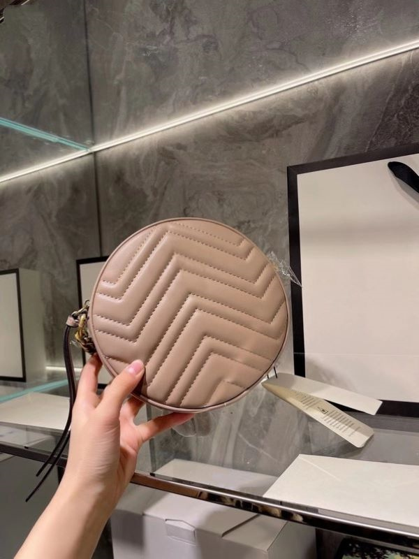 Designer mini Round bags All leather ladies Cross body bags Shoulder bag Hot Solds womens bags Messenger Shoulder bag Beauliful bag wallet, Customize
Designer mini Round bags All leather ladies Cross body bags Shoulder bag Hot Solds womens bags Messenger Shoulder bag Beauliful bag wallet, Customize