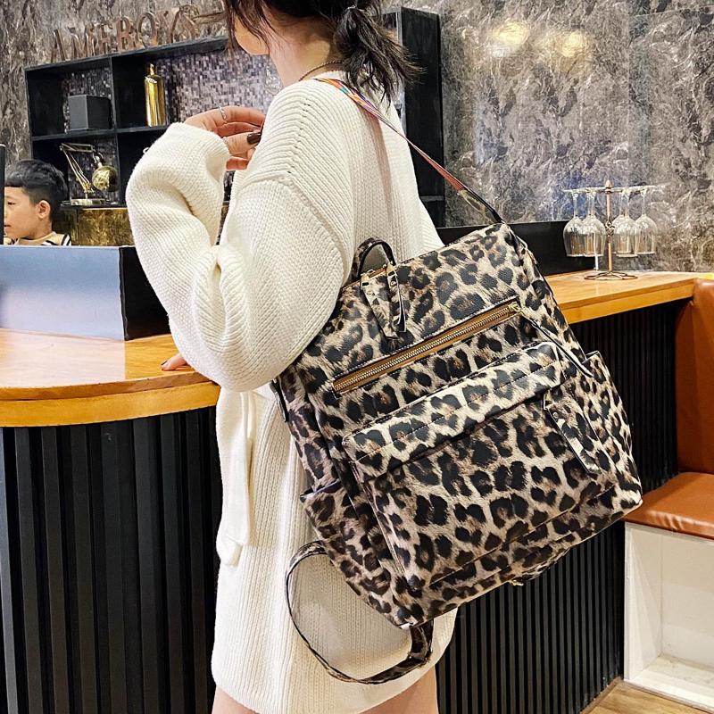 Backpack Leopard Retro Women's Ethnic Style Soft Backpacks Travel Bag Large Capacity School Bags For Teenage Girls Mochila
Backpack Leopard Retro Women's Ethnic Style Soft Backpacks Travel Bag Large Capacity School Bags For Teenage Girls Mochila